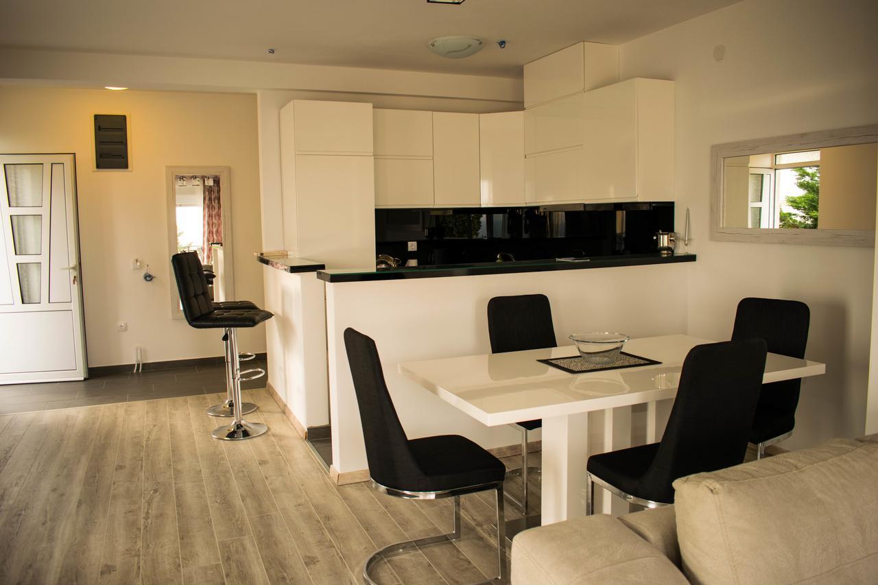Apartments Stojanovic Ulcinj Esterno foto
